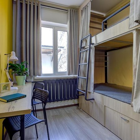 People Hostel & Coworking 比什凯克 外观 照片