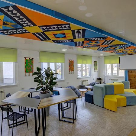 People Hostel & Coworking 比什凯克 外观 照片