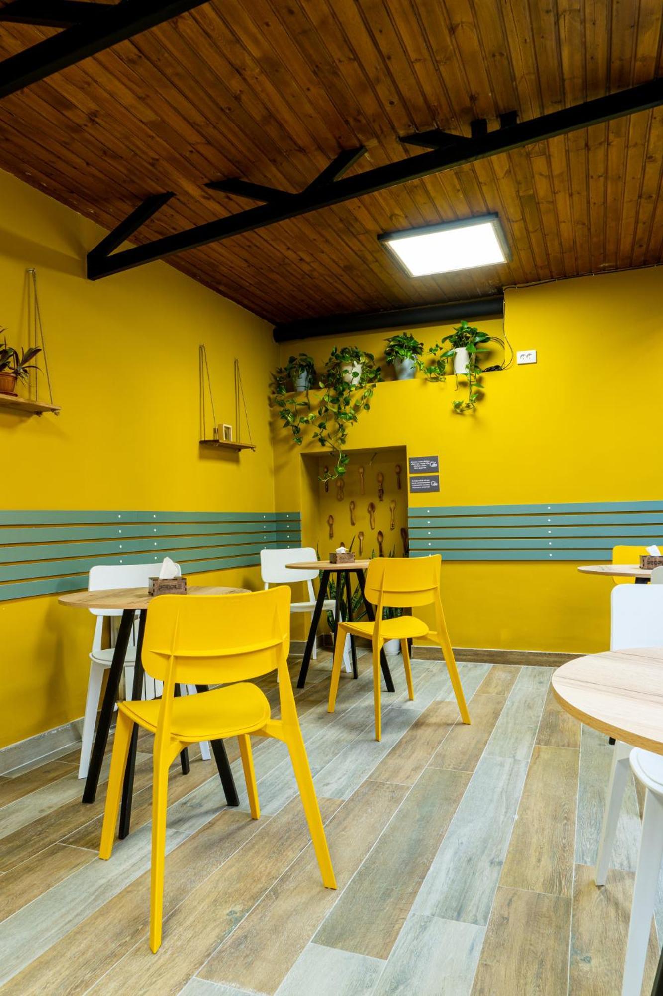 People Hostel & Coworking 比什凯克 外观 照片