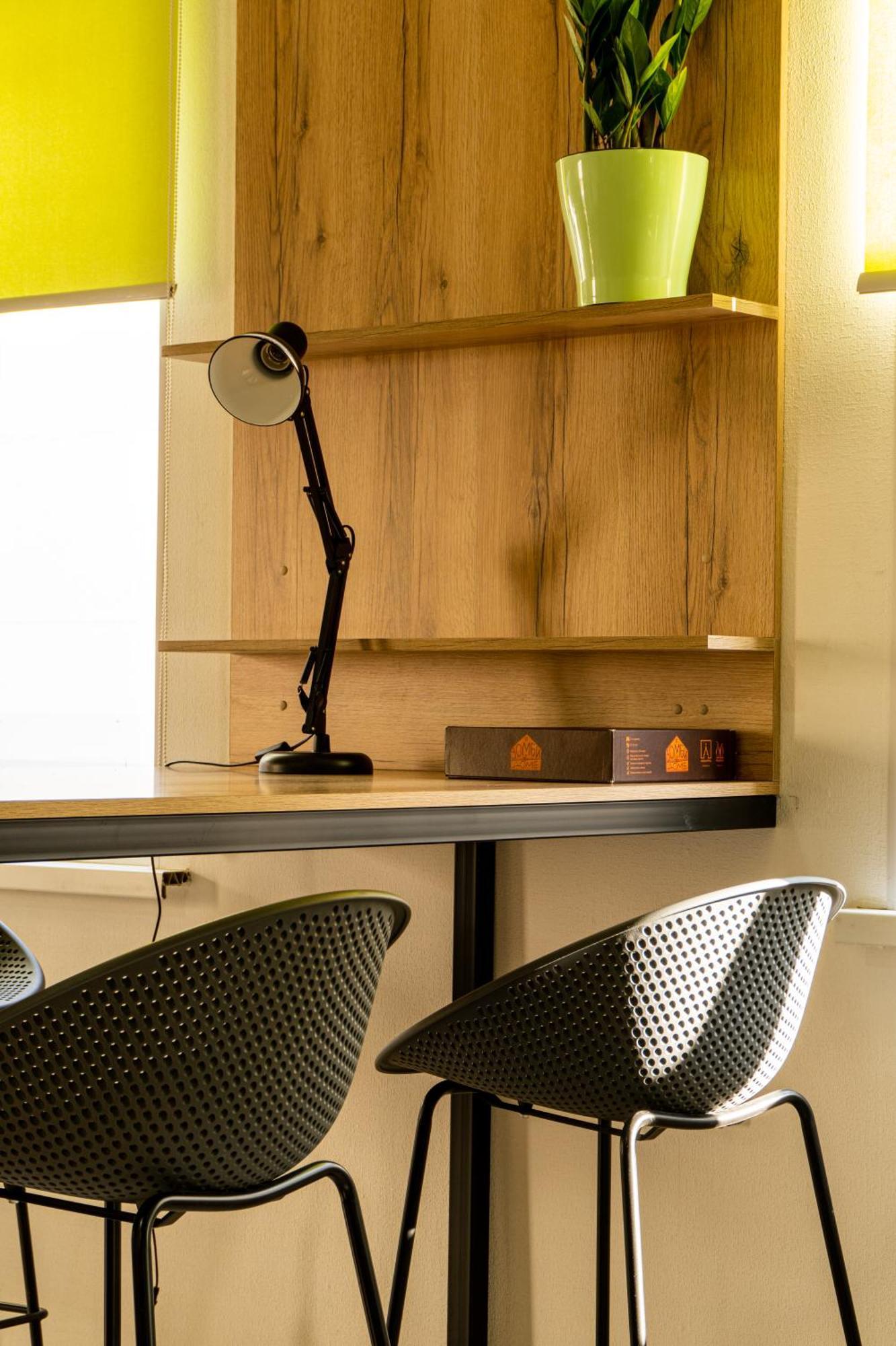 People Hostel & Coworking 比什凯克 外观 照片