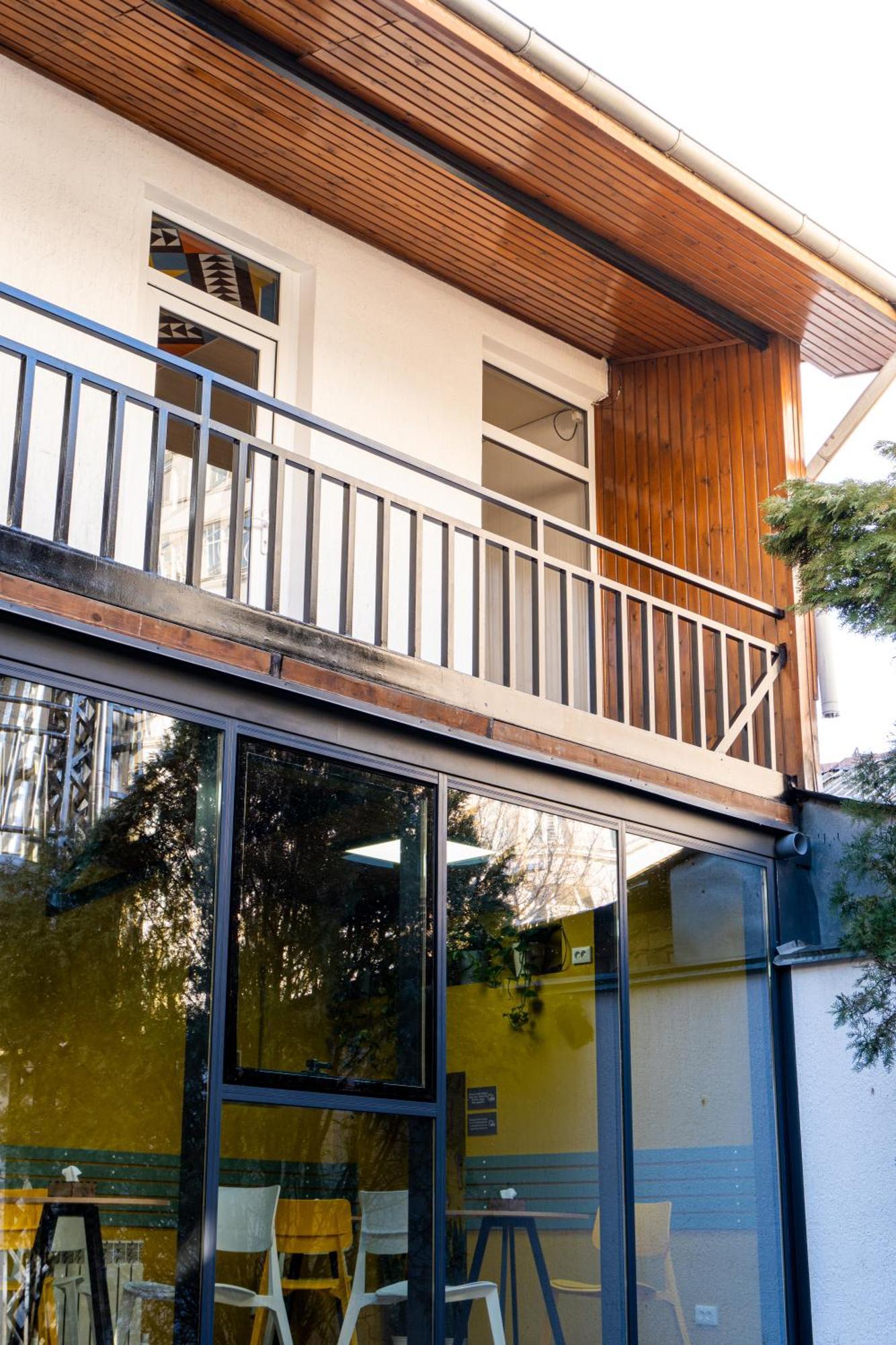 People Hostel & Coworking 比什凯克 外观 照片