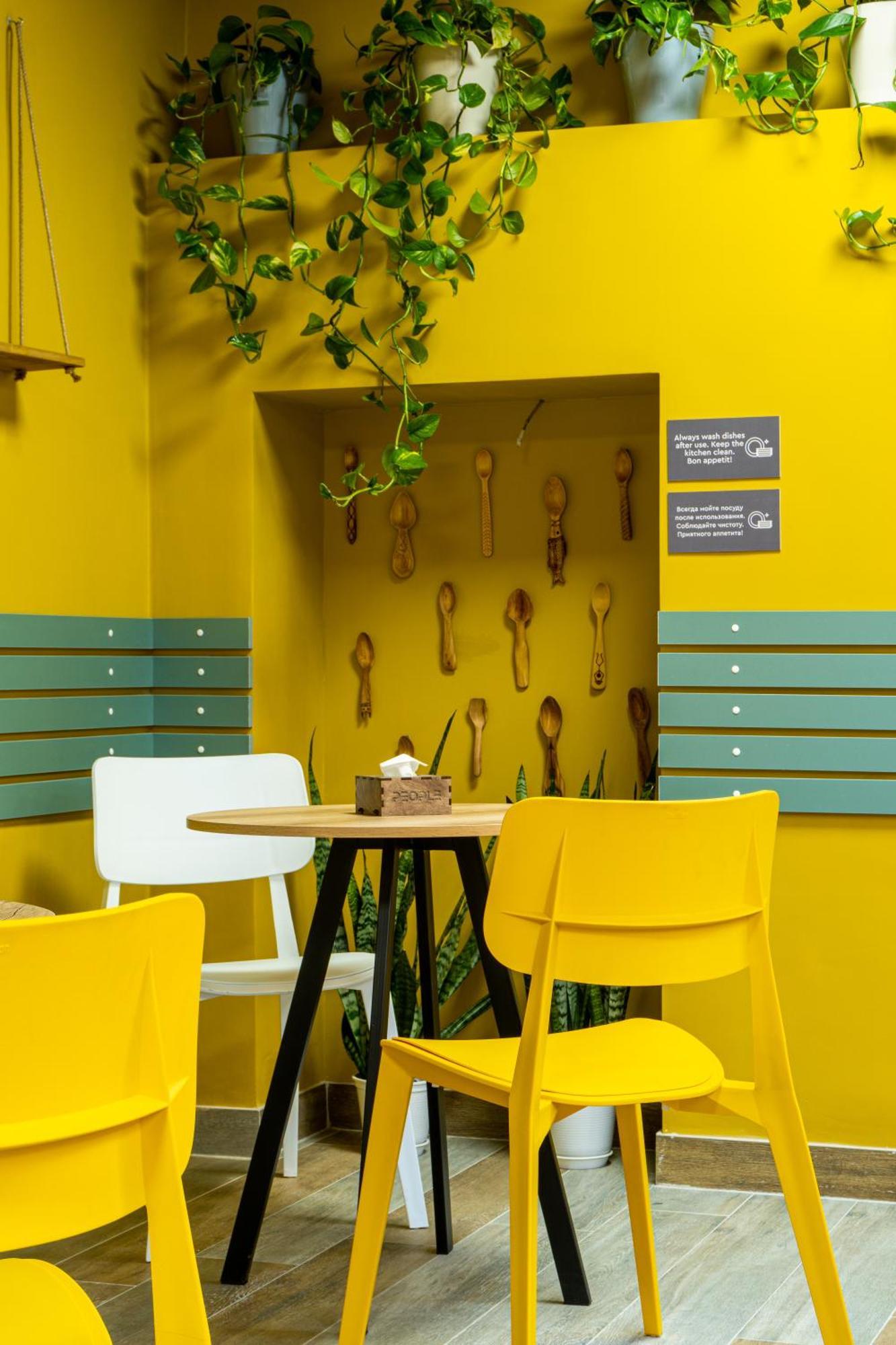 People Hostel & Coworking 比什凯克 外观 照片